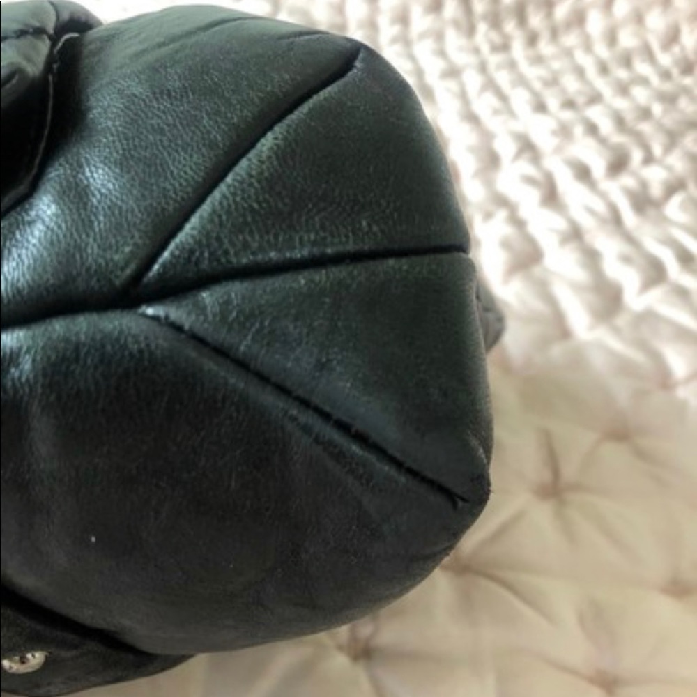 ♥️ RARE CHANEL Discontinued 8 Knots Lambskin Black Large Bag - Picture 9 of 10